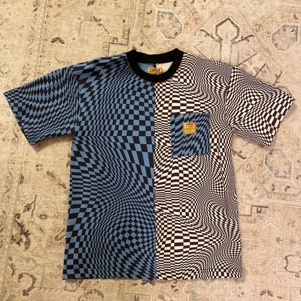 Currus Men’s Medium shirt